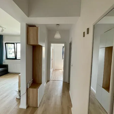 Sunny Nest * בוקרשט